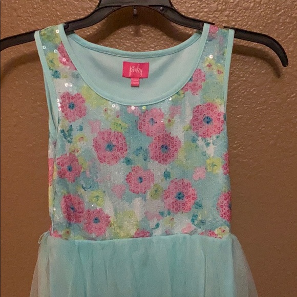 Dress - Picture 2 of 2